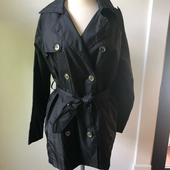 Capelli LightweightTrench Coat - Picture 6 of 6